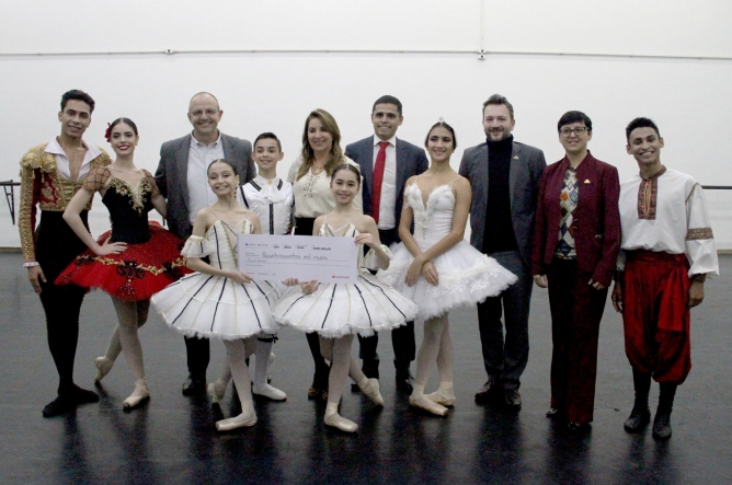 Zurich Santander é o novo Amigo do Bolshoi