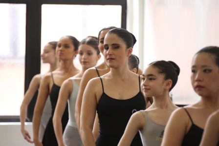 Um dia da Cia. Ballet de Cegos de SP na Escola Bolshoi